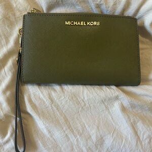 Michael Kors Adele Leather Smartphone Wallet